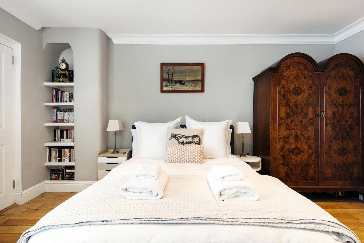 Modern Kensington Home Near Kensington Palace Лондон Экстерьер фото