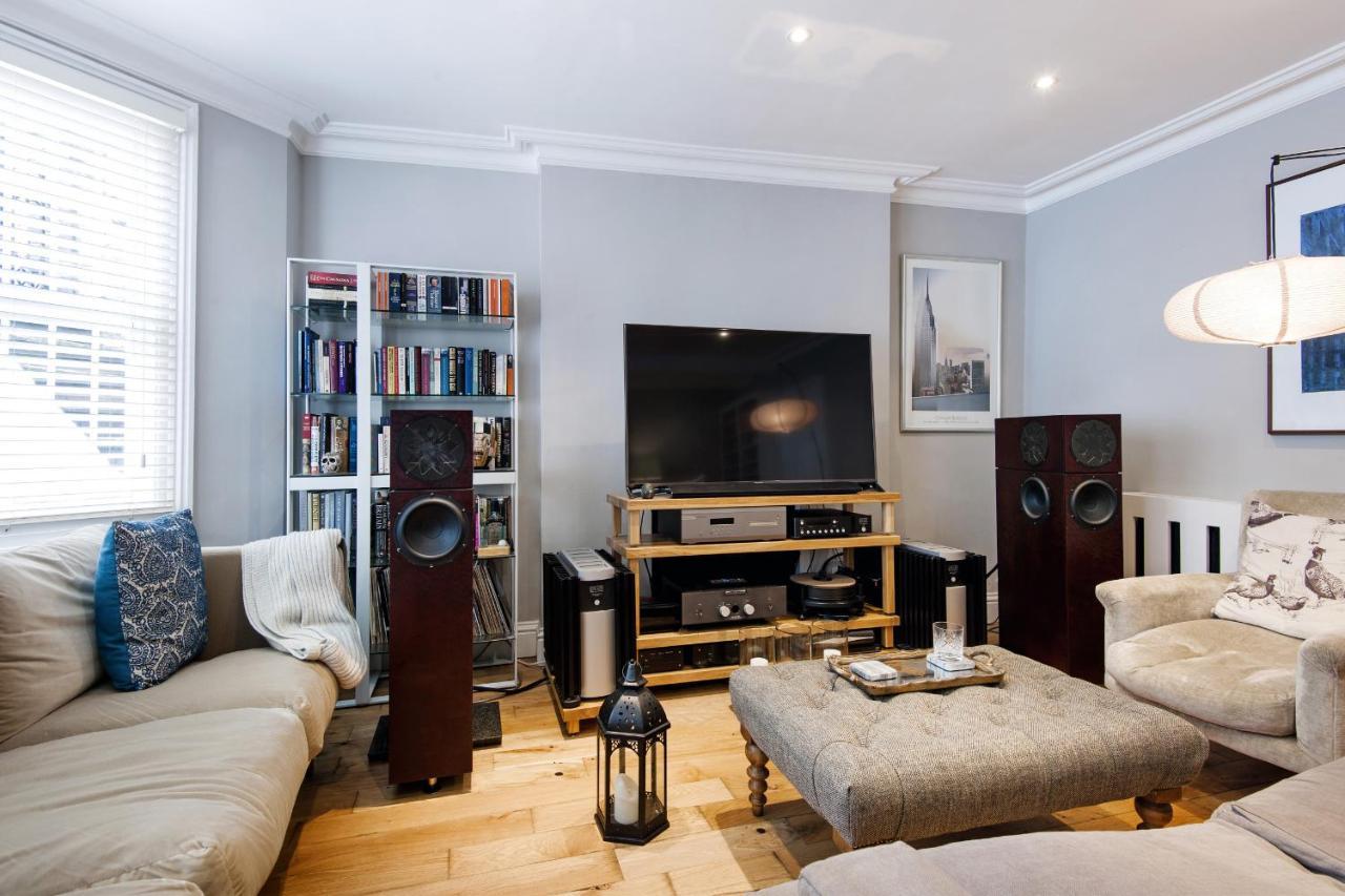 Modern Kensington Home Near Kensington Palace Лондон Экстерьер фото